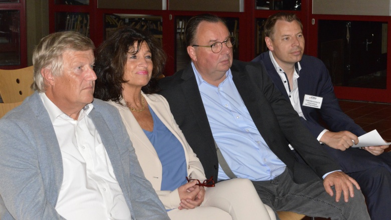 Störtkuhl , Sabine Noll (Bürgermeisterin von Sprockhövel) Ullrich Oberste -Padtberg, Torsten Schulte 
